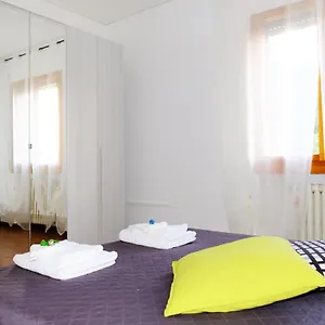 https://la-casina-di-certaldo.it-tuscanyhotel.com