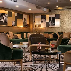 Отель Niepce Paris, Curio Collection By Hilton, Париж