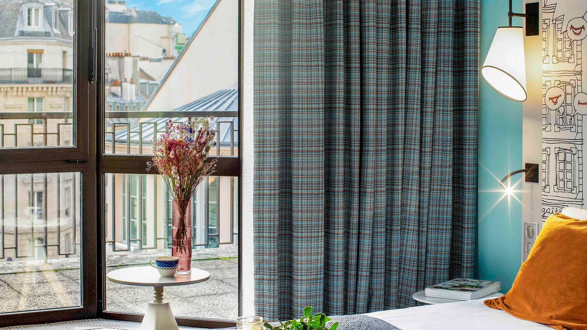 Hotel Mercure Paris Centre Gare Montparnasse 4*,